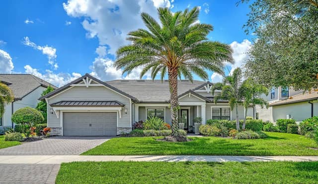 7997 GRANDE SHORES DR photo
