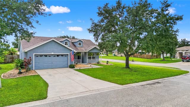 12167 WARWICK CIR photo