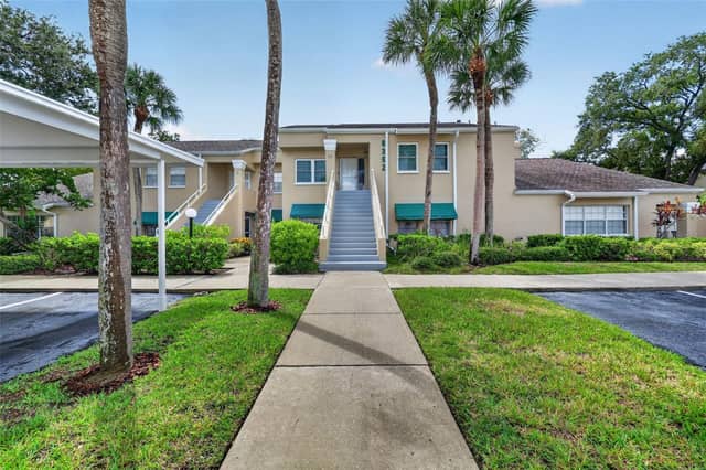 8352 MEADOWBROOK DR #10 photo