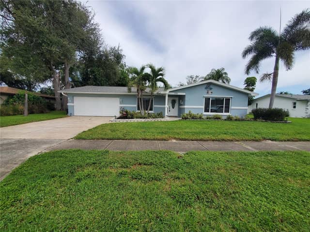 2138 GROVE PL photo