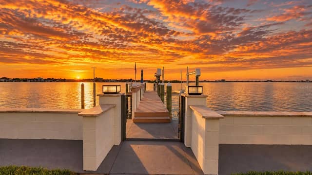 7008 S SHORE DR S photo