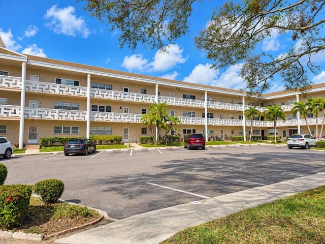 2436 RHODESIAN DR #48 photo