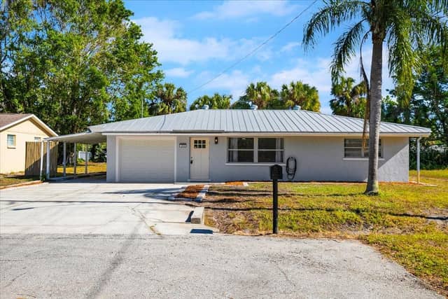 6243 CARLTON AVE photo