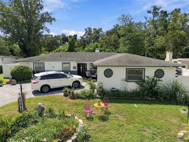 519 S LARRY CIR photo