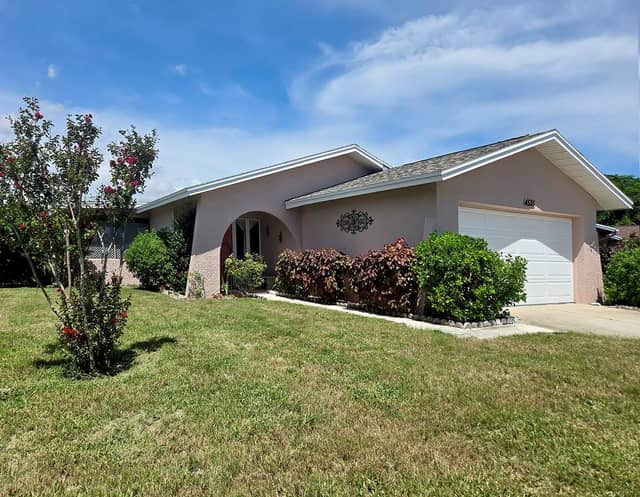 4535 GREAT LAKES DR S photo