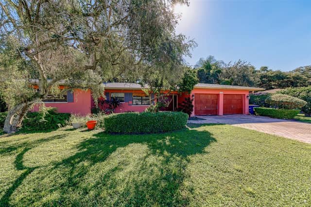 1105 WOODCREST AVE photo