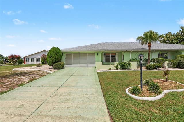 385 CLUB MANOR DR photo