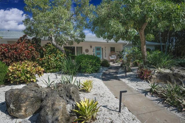 7739 WESTMORELAND DR photo