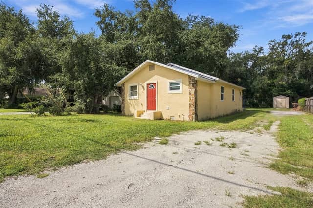 1109 N GORDON ST photo