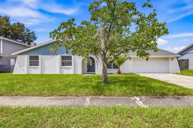 16506 FORESTLAKE DR photo