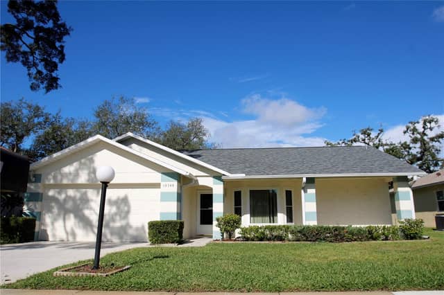 10749 FALLEN LEAF LN photo