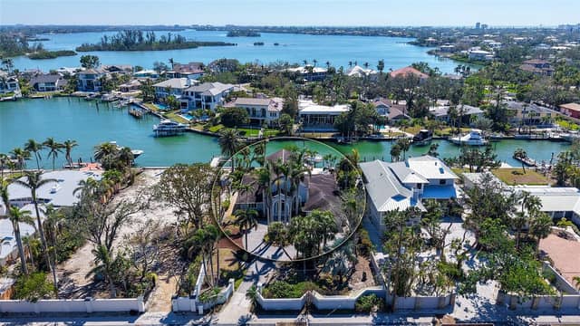 732 SIESTA DR photo