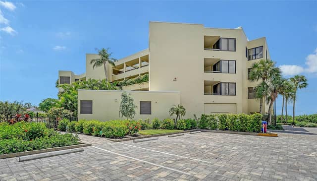5461 GULF OF MEXICO DR #304 photo