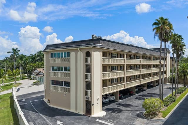 155 BLUFF VIEW DR #209 photo
