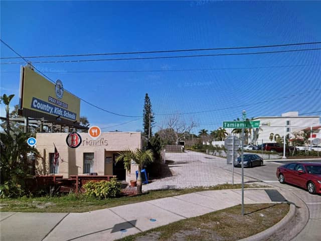 202 TAMIAMI TRL S photo