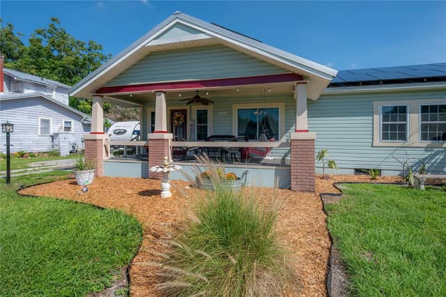 203 W FRIERSON AVE photo
