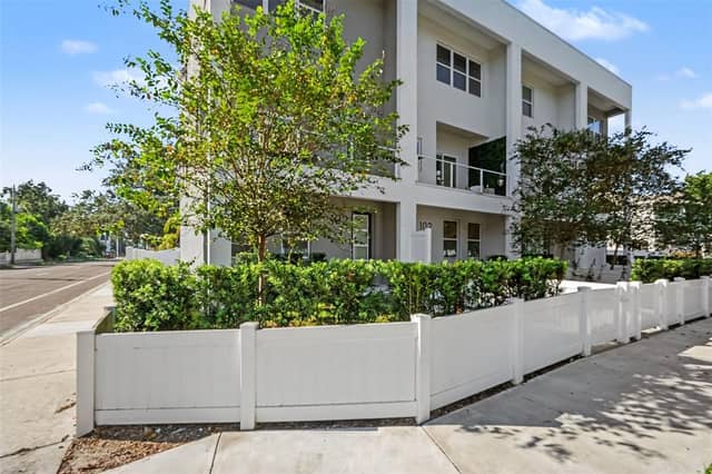 102 W ADALEE ST #1 photo