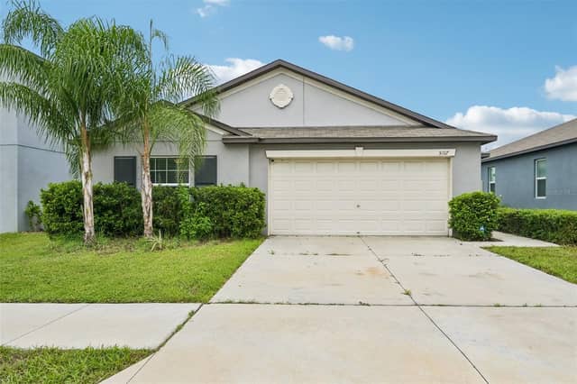 5517 BLUE AZURE DR photo