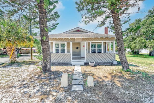 731 37TH ST S photo