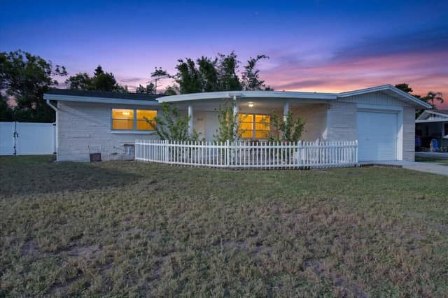 4843 CALAIS DR photo