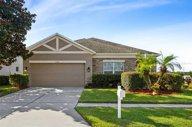 33728 HONEYWOOD AVE photo