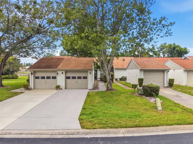 11715 SPRING TREE LN photo