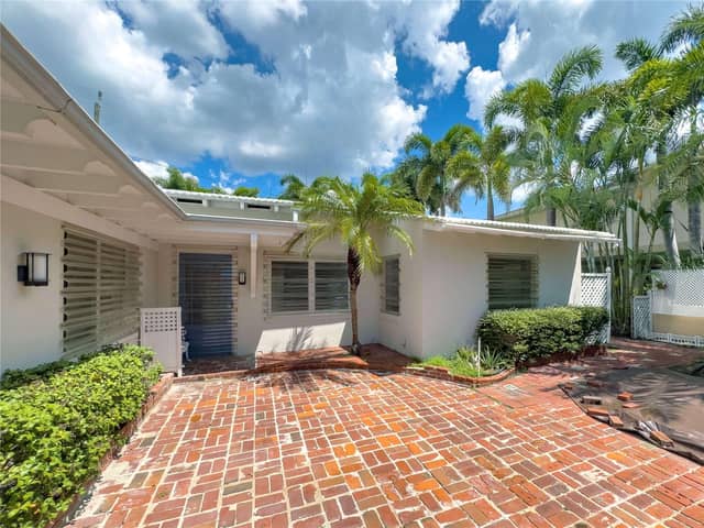 16107 GULF BLVD photo