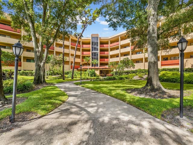 3076 EASTLAND BLVD #203 photo