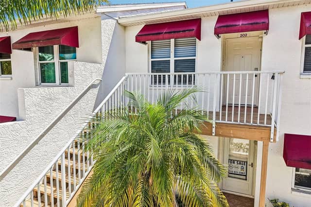 1400 WATER VIEW DR W #202 photo