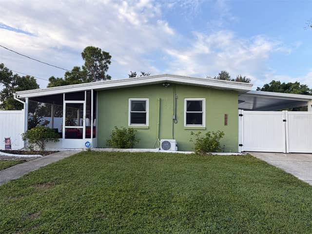 8439 DOROTHY AVE photo