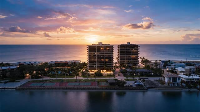 7600 BAYSHORE DR #208 photo