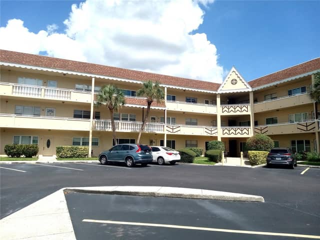 2041 AUSTRALIA WAY W #25 photo