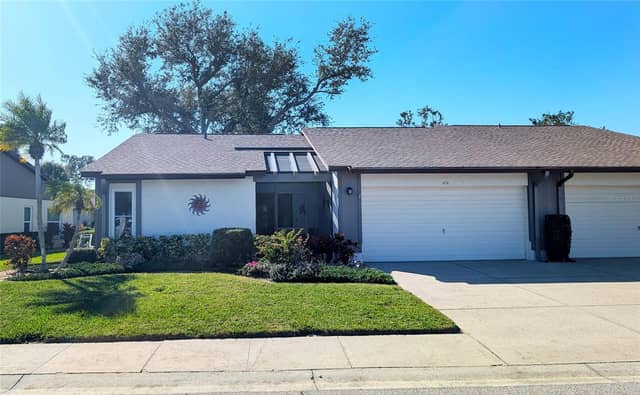 676 LINDEN DR photo