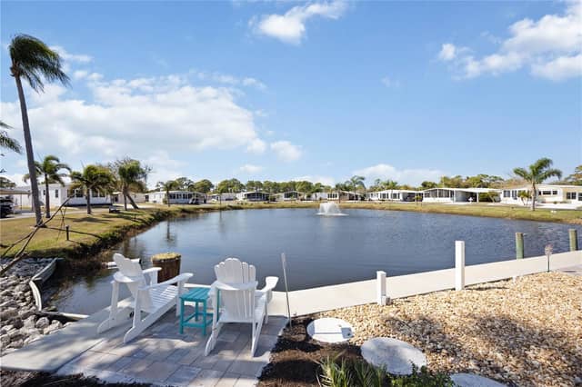2 S BOTANY BAY CIR photo