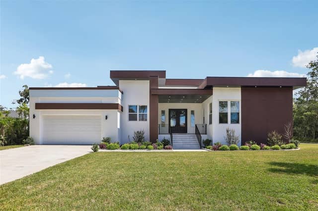 806 LAMONT PL photo