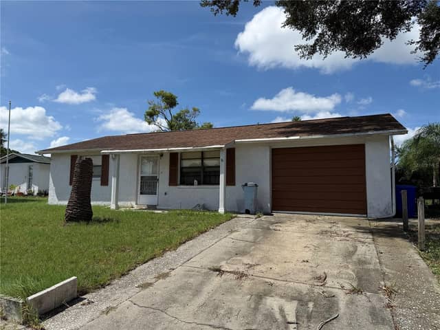 4847 5TH ST photo