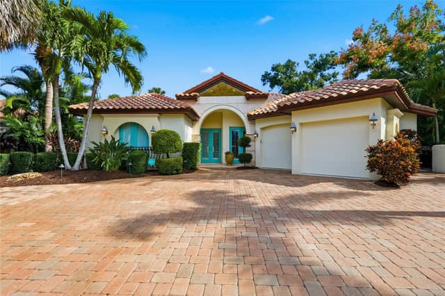 4946 BRYWILL CIR photo