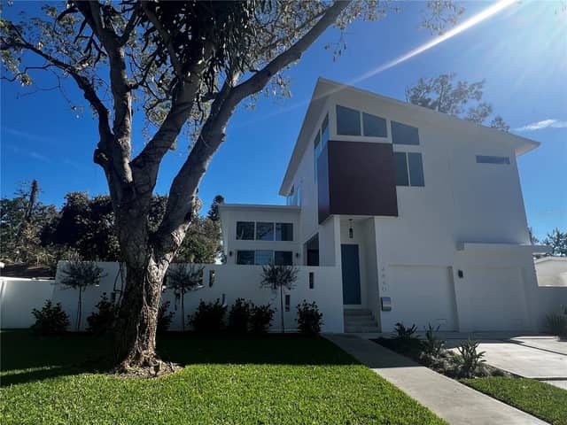 4440 POMPANO DR SE photo