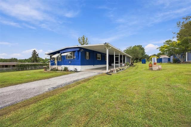 37305 NORTHSIDE DR photo