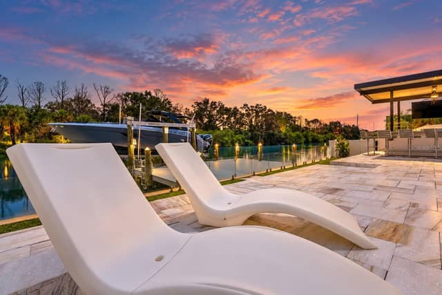 3923 DORAL DR photo