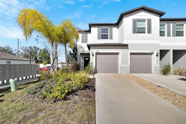 10422 SHADY PRESERVE DR photo