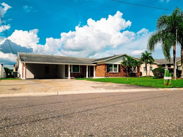 8723 HICKORYWOOD LN photo