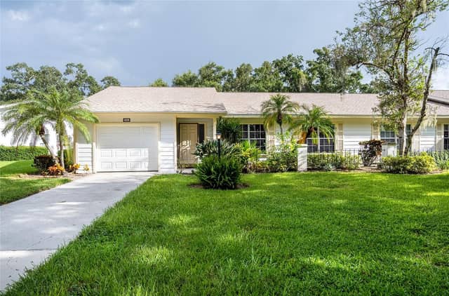 4206 OAKHURST CIR E #3075 photo