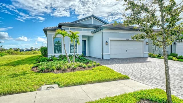 6036 SILVER GRASS CT photo