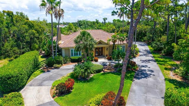 422 BLUE GARDEN LN photo