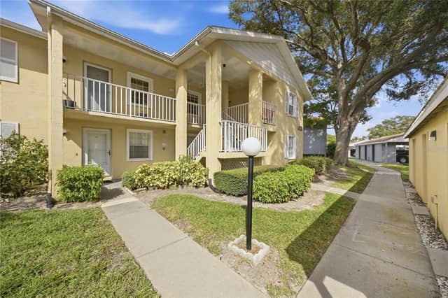 1408 MILLSTREAM LN #206 photo