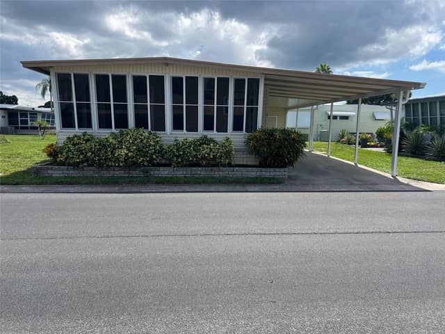 19 PINDO PALM ST W photo