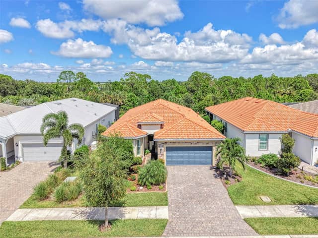 10088 CORAL SHORE DR photo