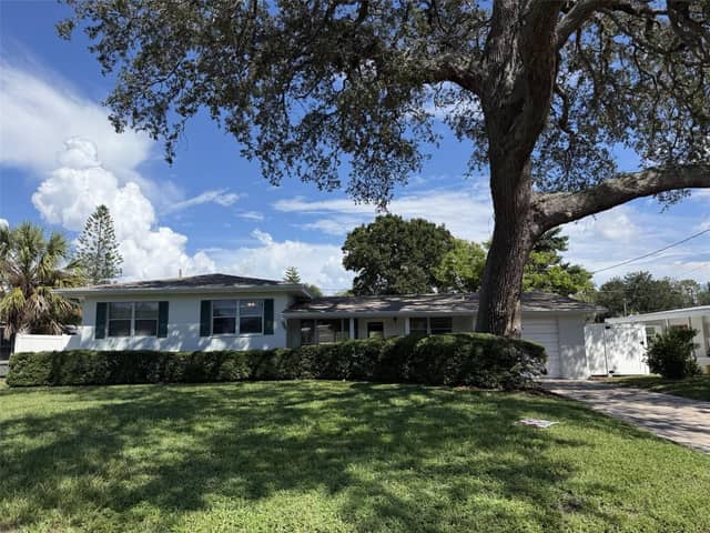 331 SHIRLEY AVE photo