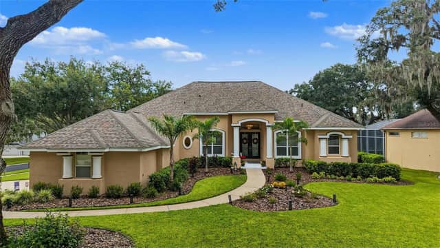 5109 SYLVAN OAKS DR photo